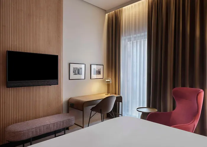 מלון Radisson Blu Triest Hotel,