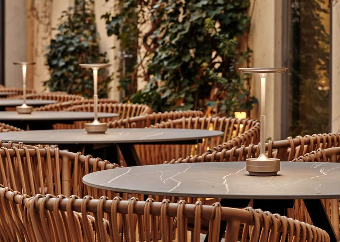 מלון Radisson Blu Triest Hotel, 4*